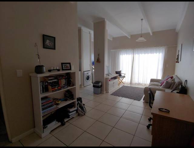 1 BEDROOM APARTMENT FOR SALE IN TYGER VALLEY